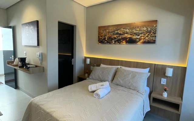 fat202-cama-ahava-stays2