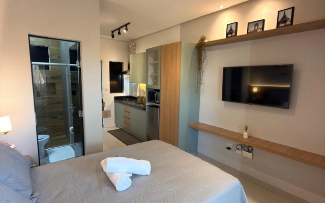 Ambiente moderno da Ahava Stays, a sua melhor opção de Airbnb em Montes Claros e a escolha ideal de hotel próximo ao centro de Montes Claros.